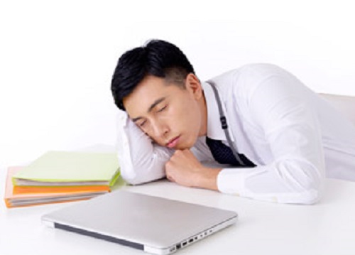 同僚の仕事が遅いせいでイライラが止まらない時の対処法は 仕事人生いとをかし